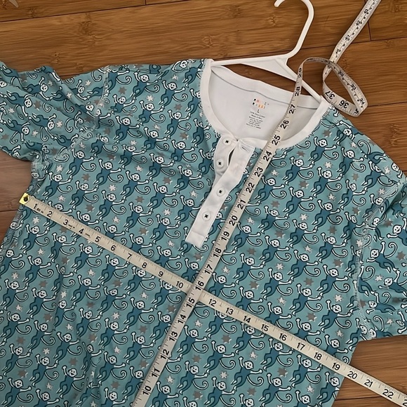 Sold Mercari NWOT Roller Rabbit 
Star Monkey Pajamas set Hanukkah Holiday - Picture 5 of 8